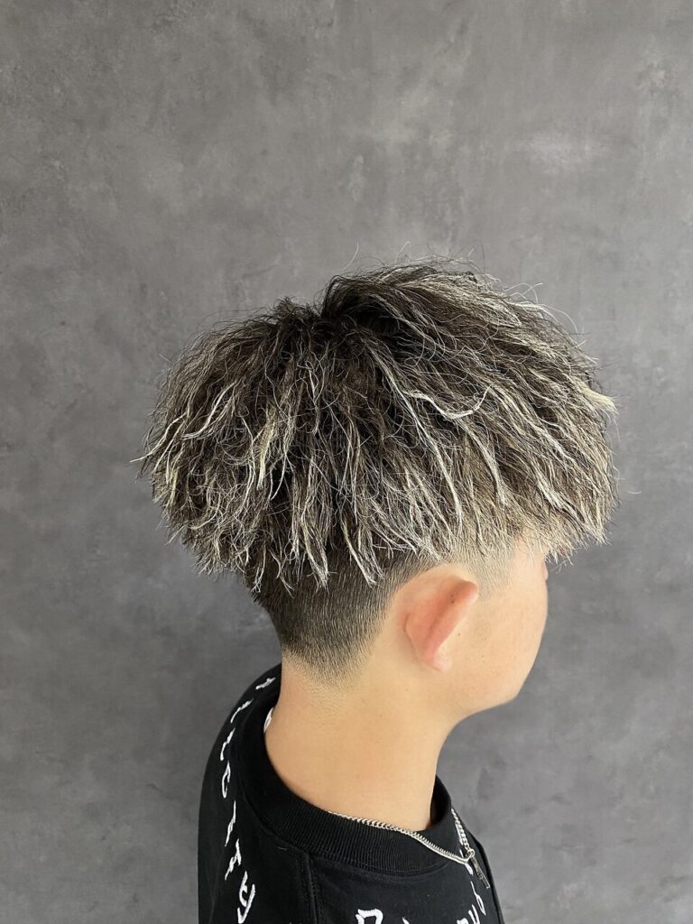 ツイスト×ホワイトメッシュ | BOOST men's hair salon