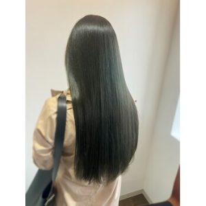 ブリーチなしでオリーブ感強めのカラー【横井】 | Le・reve 和田店