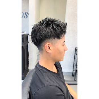 スパイキーショートにフェードの組合せがおすすめ！ | BOOST men's hair salon