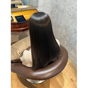 ダメージレス縮毛矯正で自然な艶髪【横井】 | ALIA 小豆餅店