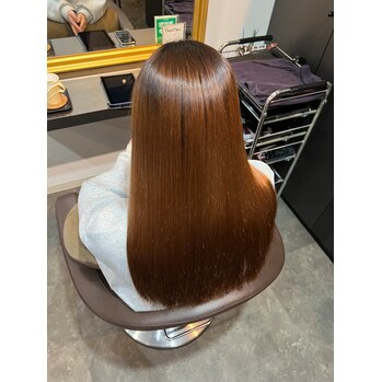 梅雨前に縮毛矯正でまとまりのある艶髪【横井】 | ALIA 小豆餅店