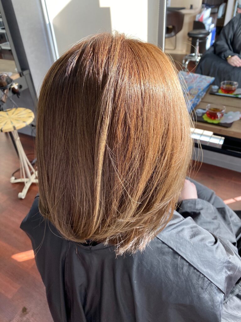 透明感のあるグレージュ狙いに最適。アドミオカラー | Le・reve 船越店
