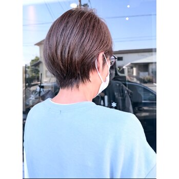 ショートは「襟足の軽さ」で印象変わります◎【加藤】 | ALIA 小豆餅店