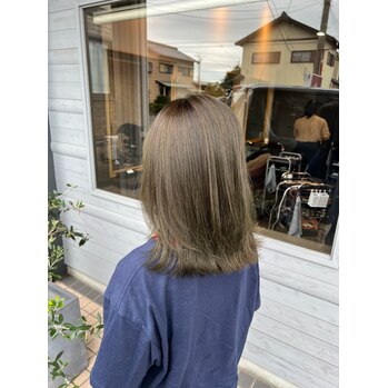 透明感たっぷりのオリーブベージュ【横井】 | Le・reve 和田店